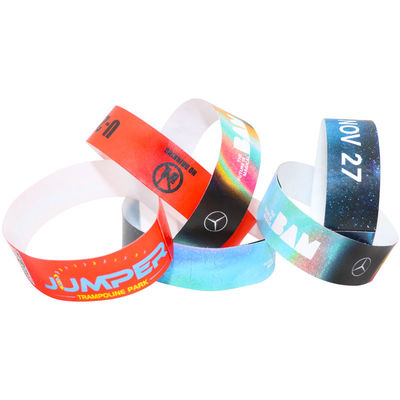 Verschillende kleuren Papier Event Armbanden Met Logo Gepersonaliseerd Wit Rood Blauw