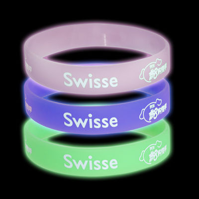 Op maat geprinte siliconen armbanden, waterdichte geprinte siliconen armbanden.