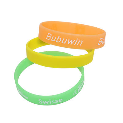 Zacht gepersonaliseerde siliconen banden rubber armbanden decoratief milieuvriendelijk
