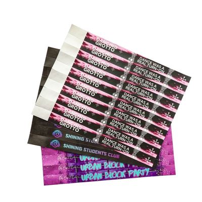 Goedkoop Waterdicht Zweetbestendige Tyvek Event Armbanden Scan Barcode Logo Nummer Variëteit van Kleuren Papier Event Armband