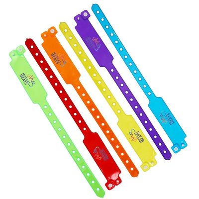 Vinyl PVC waterdicht Event Party Gift Armband met aanpasbaar ontwerp en Neon Fluorescerende kleur optie