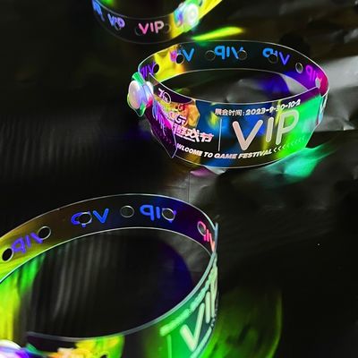 Groothandel Waterdicht Glanzend Armband Custom Logo Promotioneel Geschenk Evenement Regenboog Glitter Transparante Laser PVC Armband