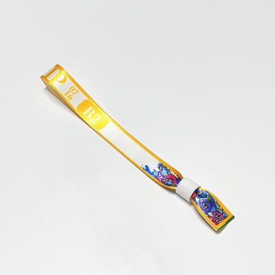 Custom Logo Polyester Geweven Stoffen Armbanden Concert Promotie Evenementen Geschenk Verstelbare lengte