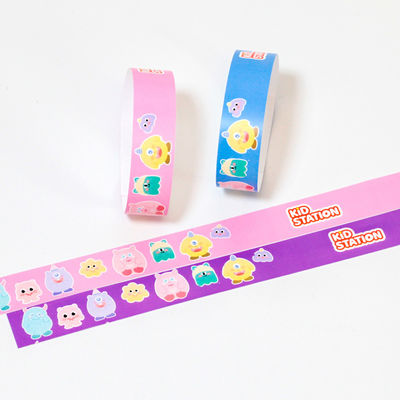 Custom Festival Armband Nummering Barcoding Pool Party Festival Id VIP Inreis Toegang Waterdicht Papier Band Armband