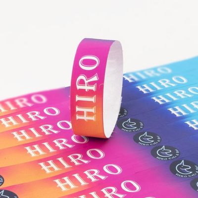 Gepersonaliseerde waterbestendige Tyvek papieren armbanden met sequentiële nummering