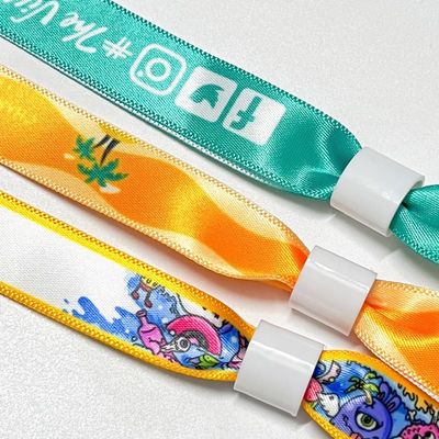 Promotie-evenement Geweven kleding polsbandjes met aanvaardbaar OEM en Custom logo