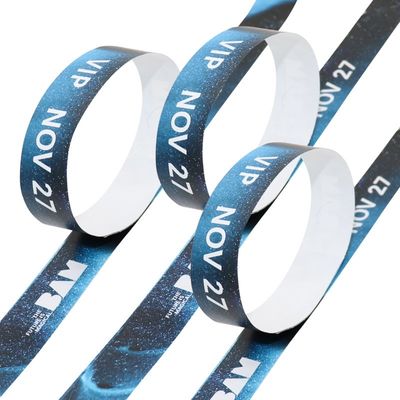 2025 Gepersonaliseerd Logo Print Papier Armbanden ID en Code gepersonaliseerde Armband Tyvek Papier Armband voor evenementen